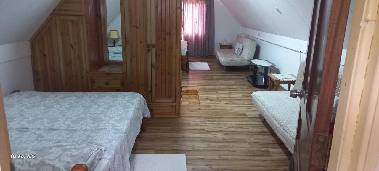 Loversnest Self Catering Anse aux Pins エクステリア 写真